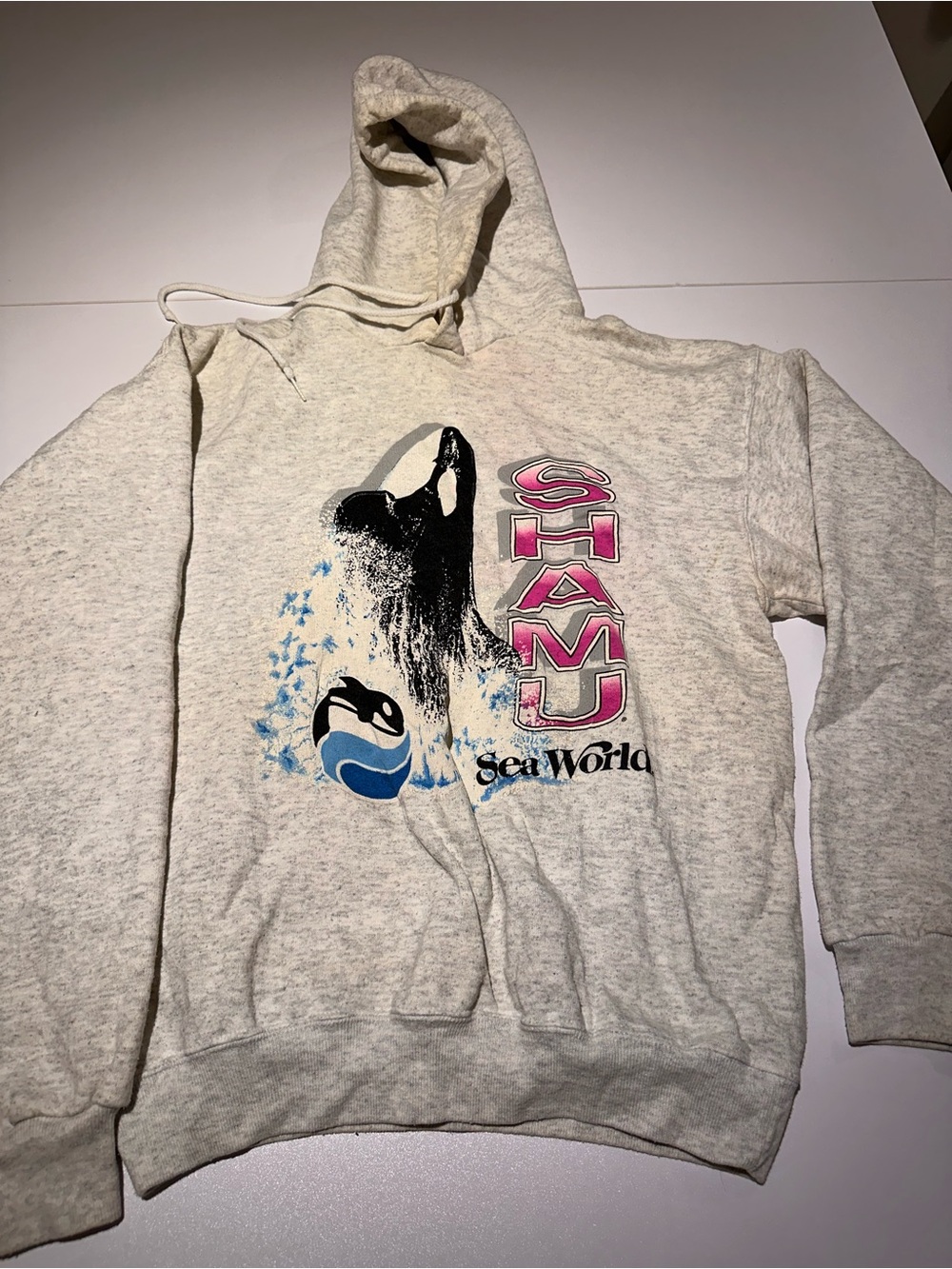 SeaWorld Shamú Graphic Hoodie - Oatmeal Cream